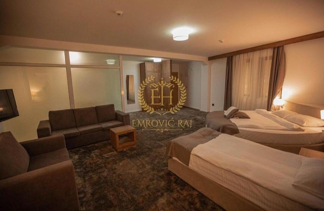 Hotel Emrovic Raj Novi Pazar Exterior foto